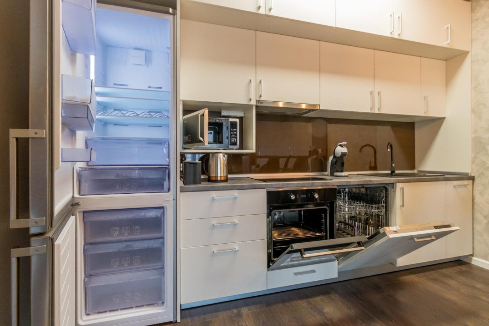 Modern Downtown Apartment Cluj-Napoca Ngoại thất bức ảnh